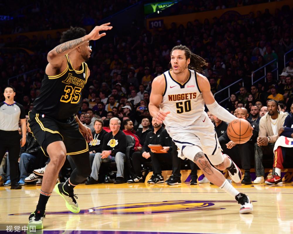 会上表现亮 会上表现亮